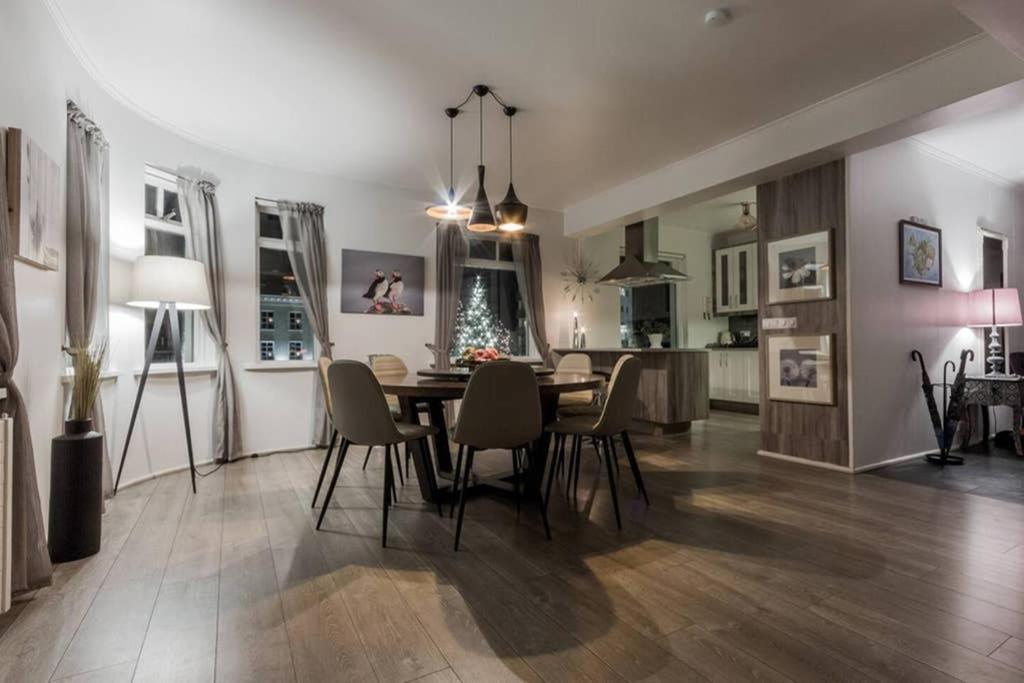 Superb Central Location, No Car Needed - Spacious Akureyri Dış mekan fotoğraf