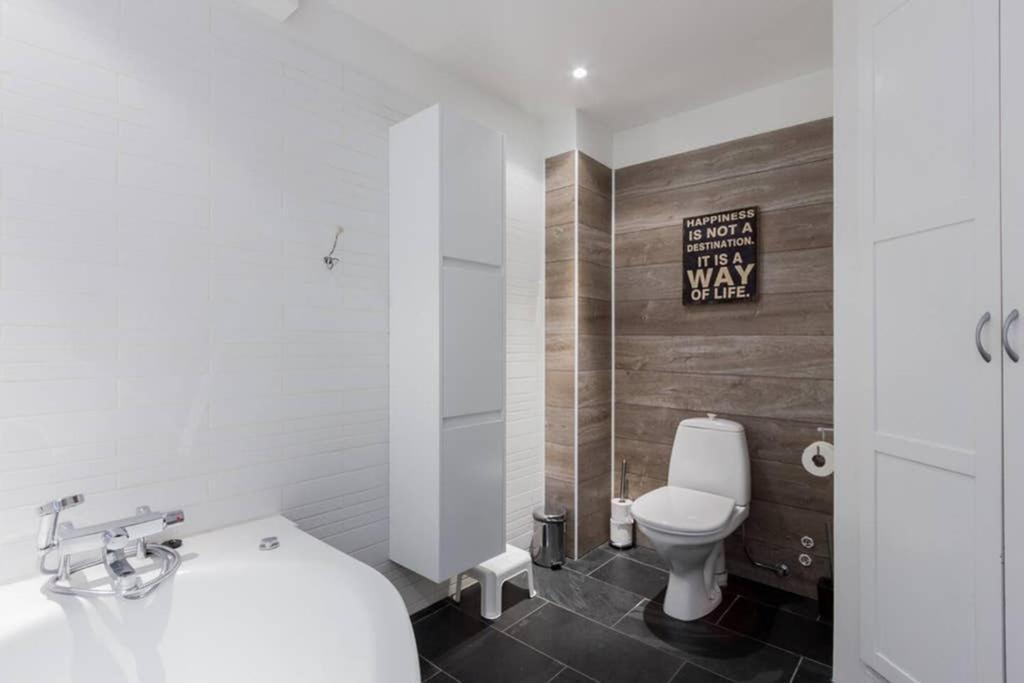 Superb Central Location, No Car Needed - Spacious Akureyri Dış mekan fotoğraf