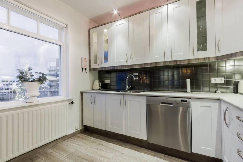 Superb Central Location, No Car Needed - Spacious Akureyri Dış mekan fotoğraf