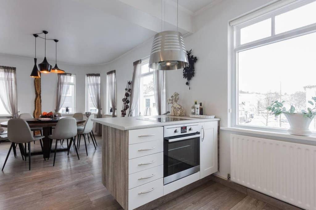 Superb Central Location, No Car Needed - Spacious Akureyri Dış mekan fotoğraf